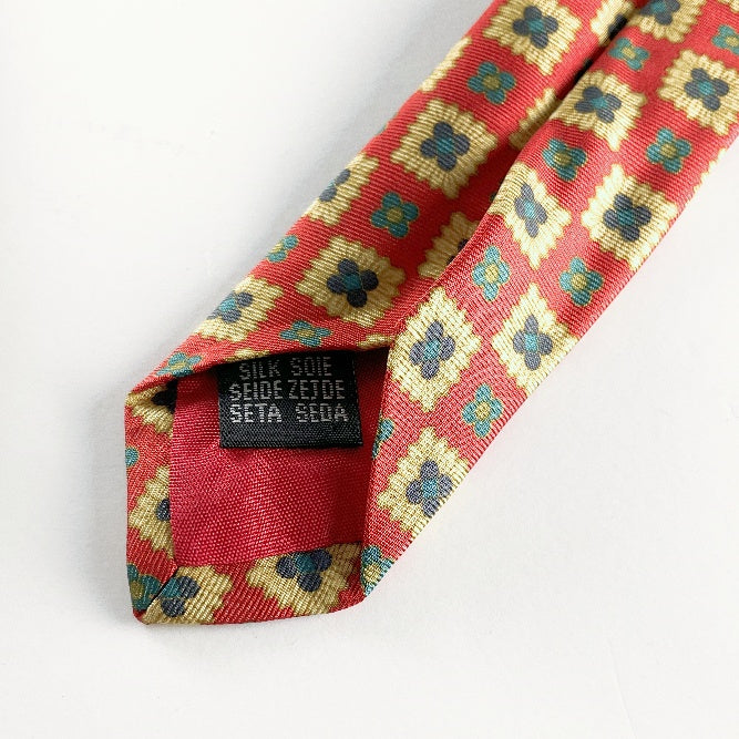 Michealsons - Geometric Tie