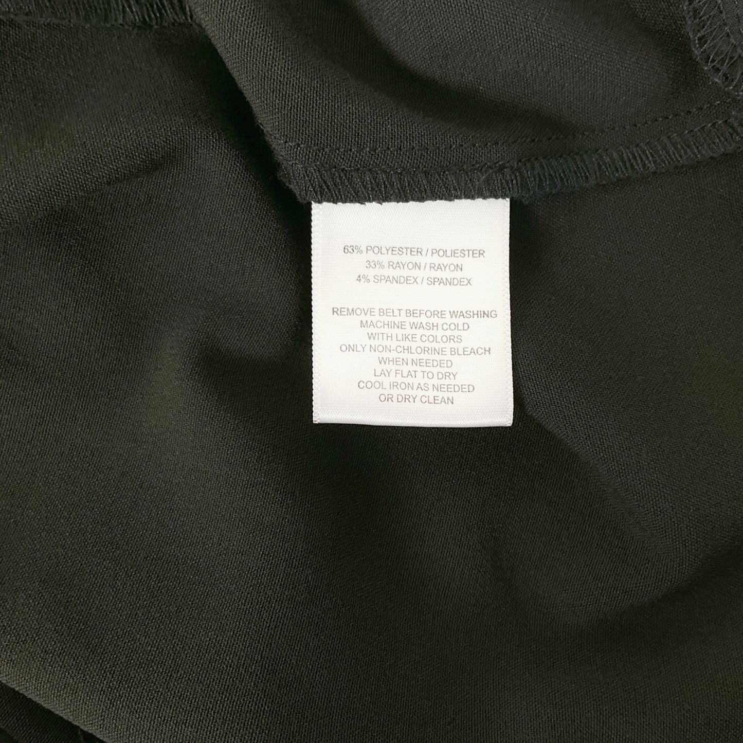 Sag Harbor - Stretch Petite - Sleeveless Dress in Black