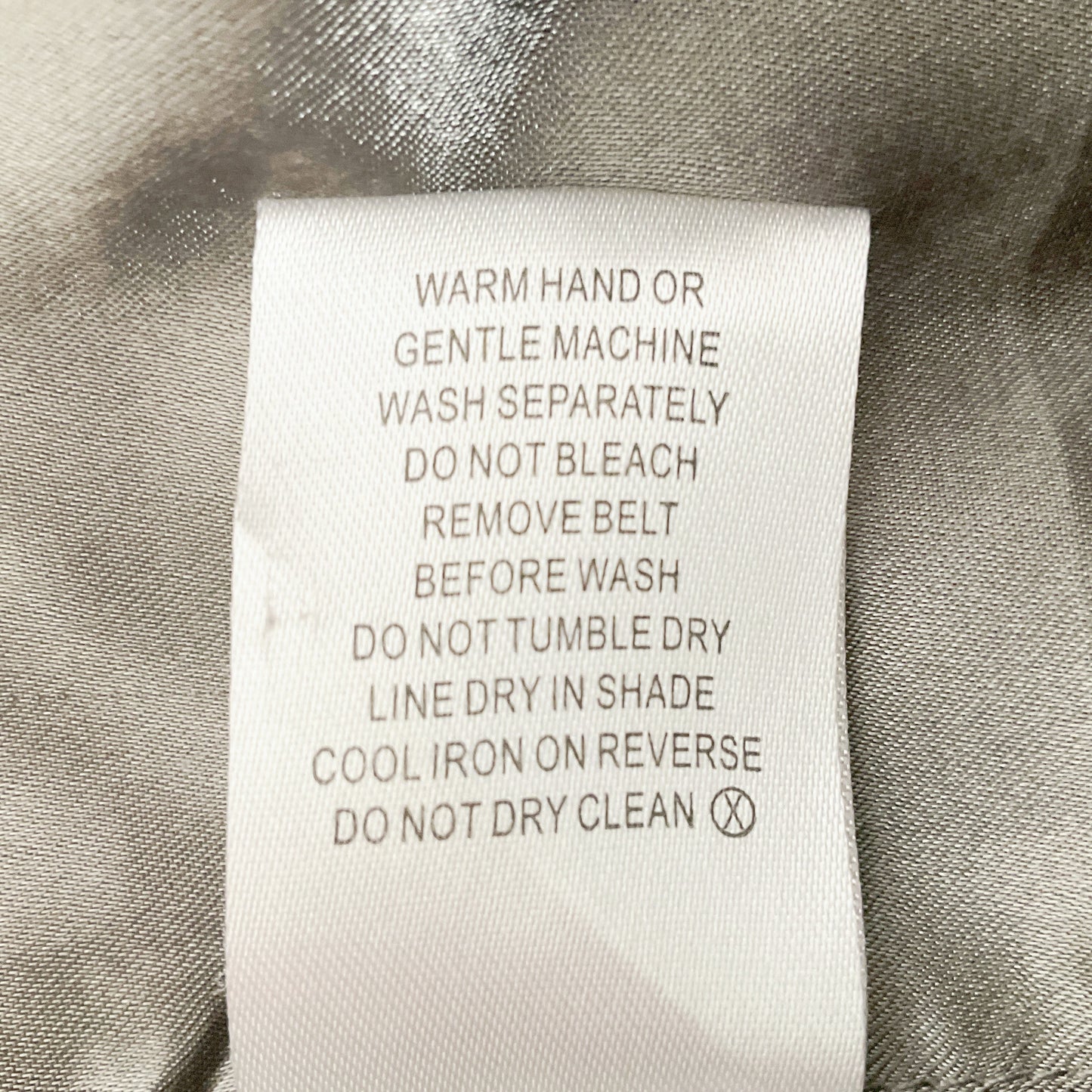 MAX - Metallic Drawstring Windbreak Jacket