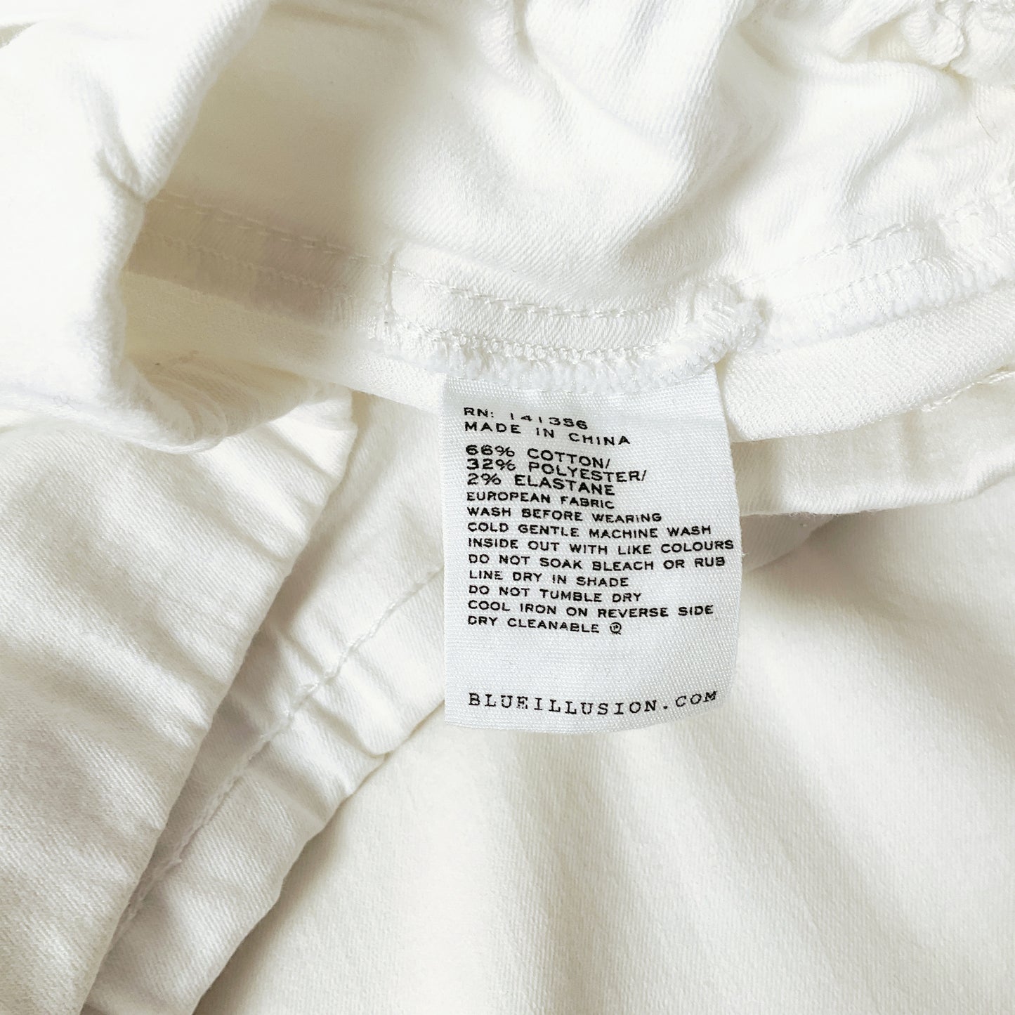 Blue Illusion - Fabric Stretch Cropped Pants