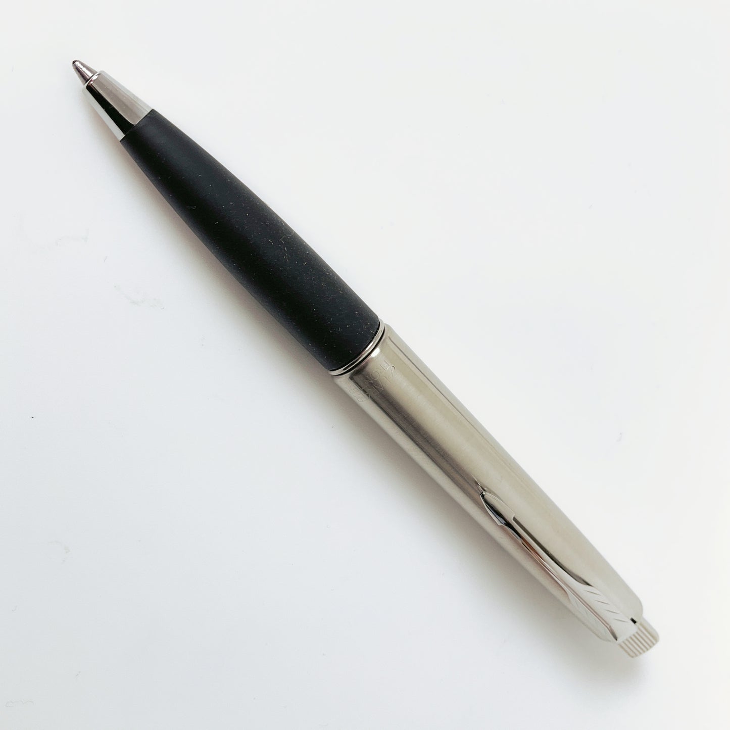 Parker - Frontier Stainless Steel CT Chrome Trim Ball Point Pen