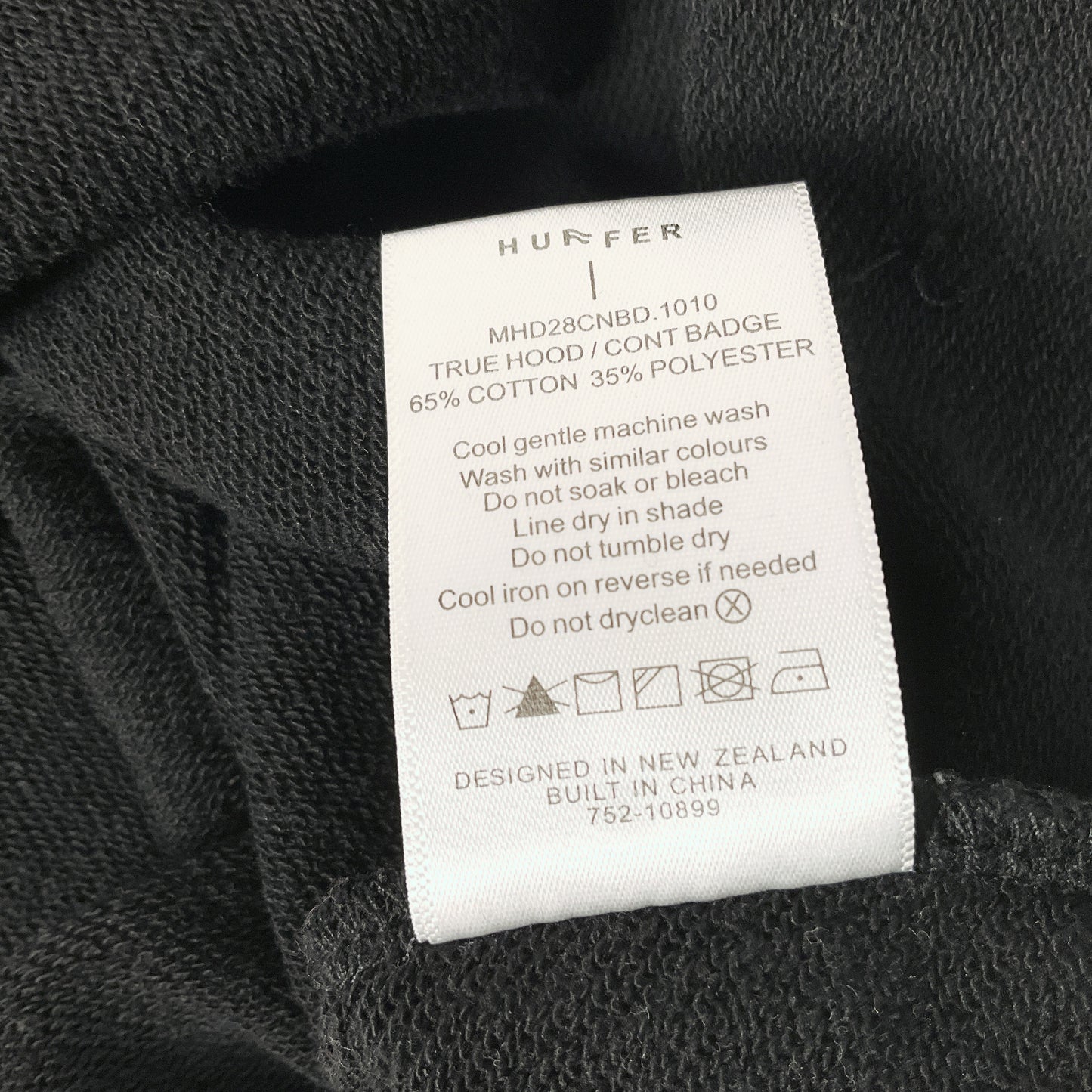 Huffer - Lightweight Long Sleeve Hoodie in Black