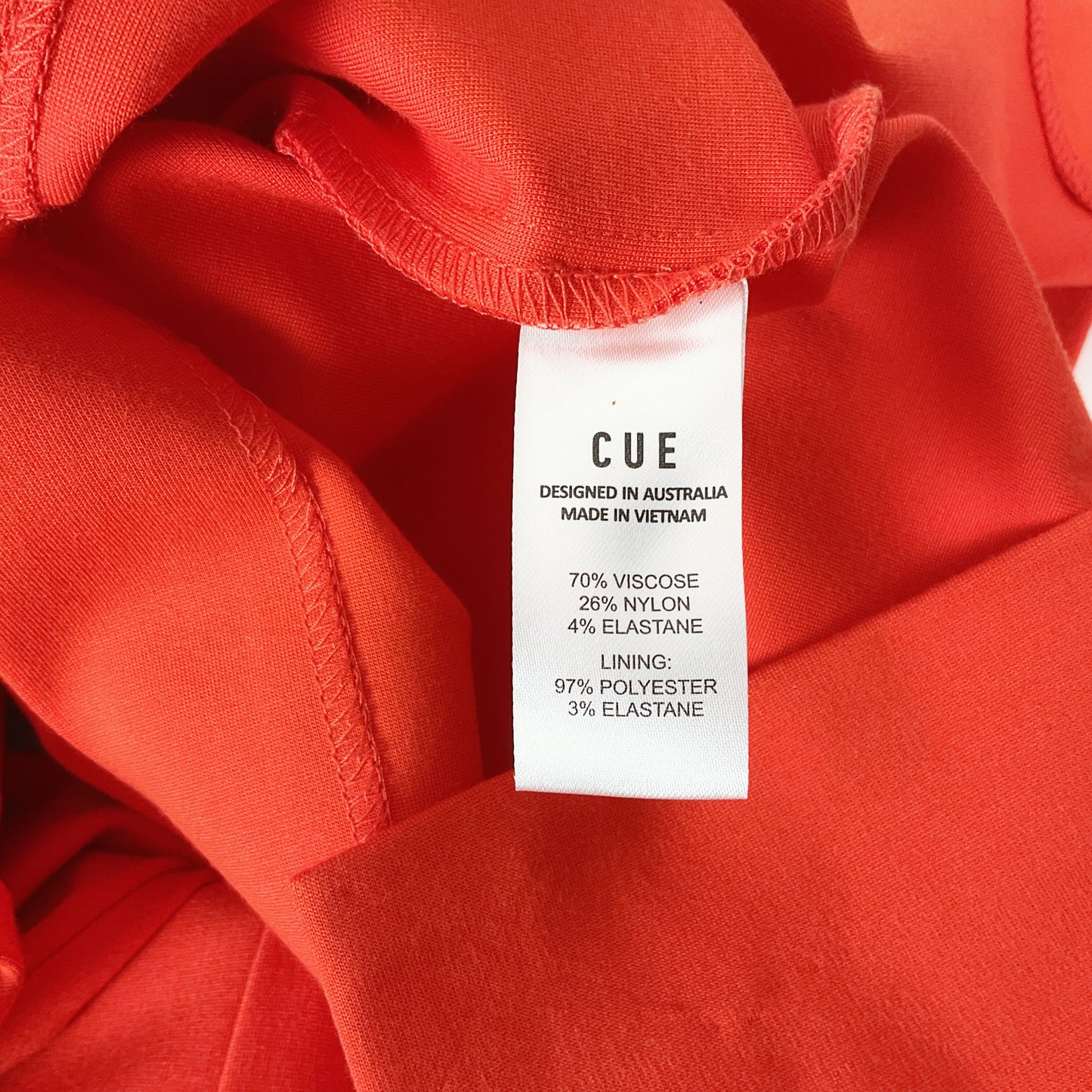 CUE - Back zip Red Dress