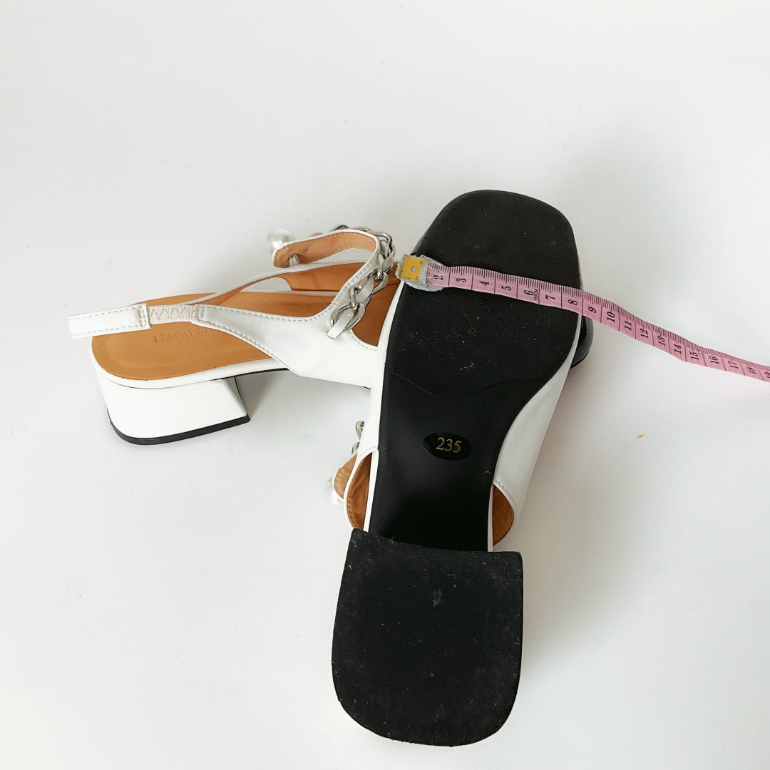 LeeCat Studio - Mary Jane Pump