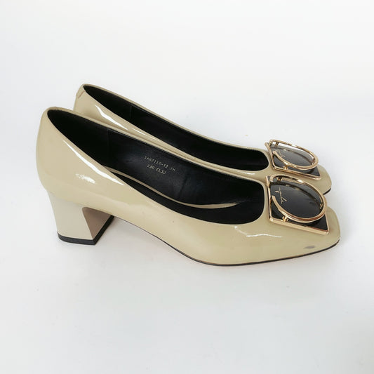 Vignisso Cream Square-toe Block Heel Pumps