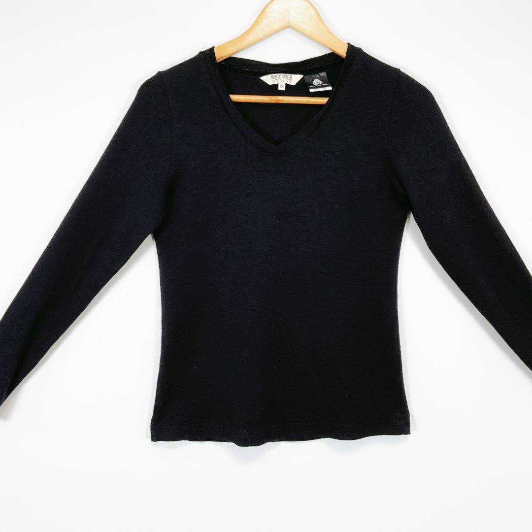 North South - Black Merino Long Sleeve V-Neck Top