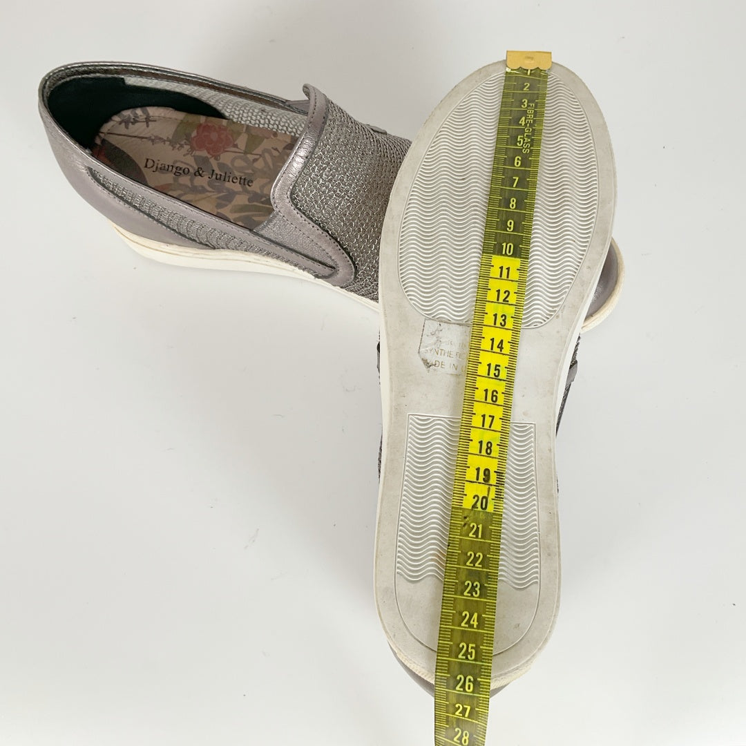 Django & Juliette Slip-On Shoes – Size 39
