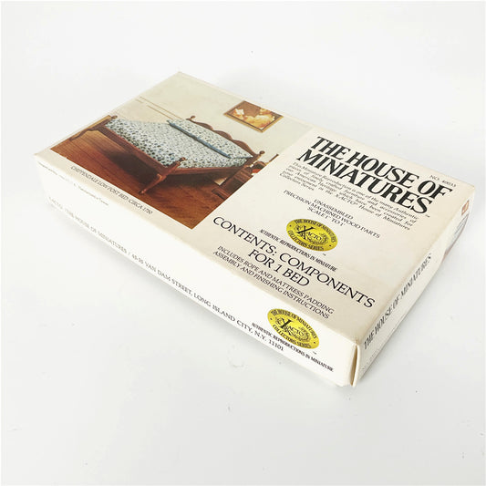 The House of Miniatures Chippendale Low Post Bed Kit No. 40033