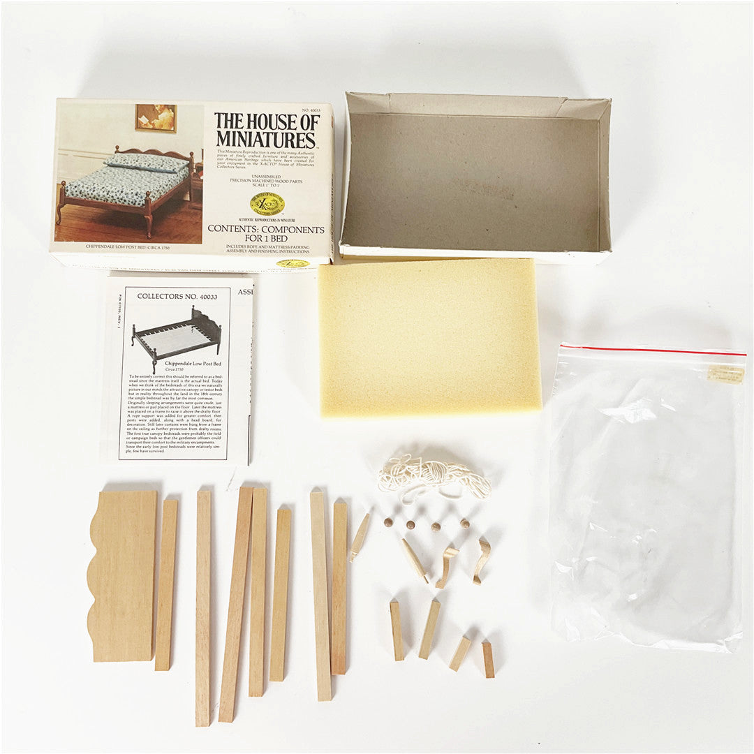 The House of Miniatures Chippendale Low Post Bed Kit No. 40033