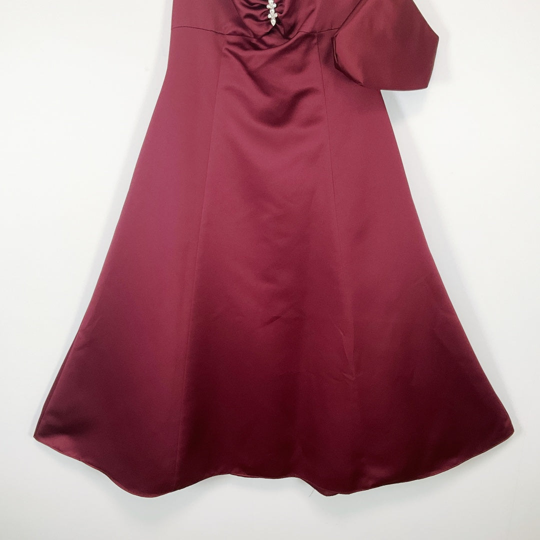 DAVID'S BRIDAL Burgundy Satin Formal Dress with Handbag