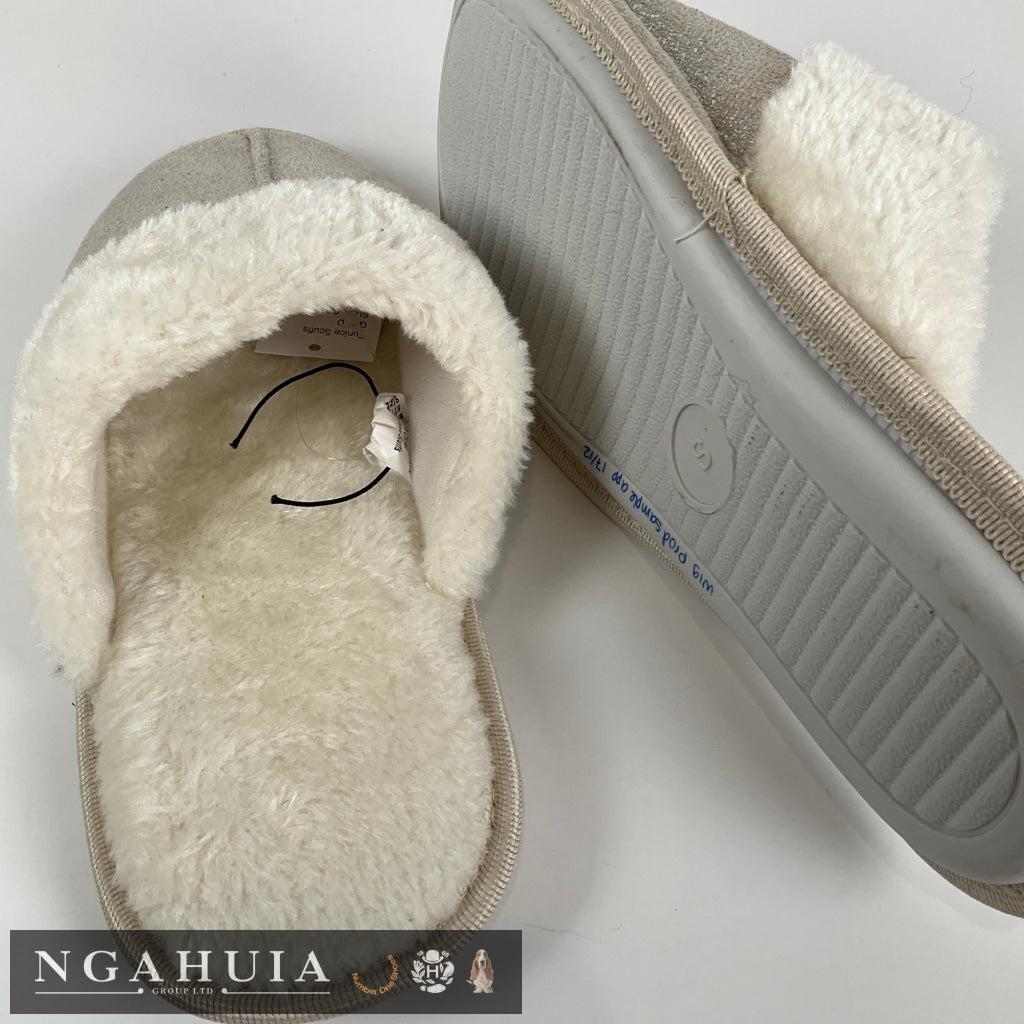 Hush Puppies - Slippers - Size: S - Shoes