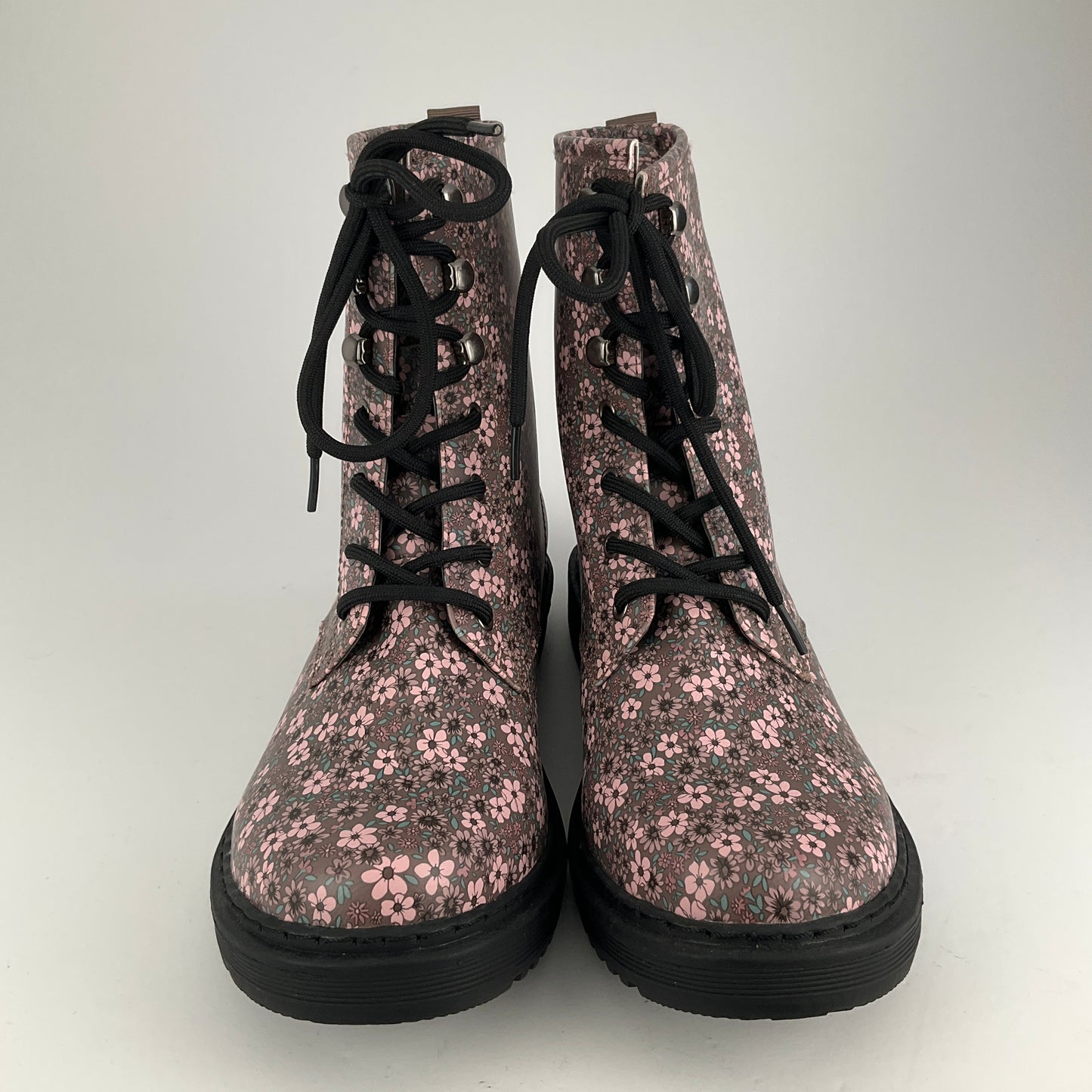 Celebrity - Ankle Boots - Size 9