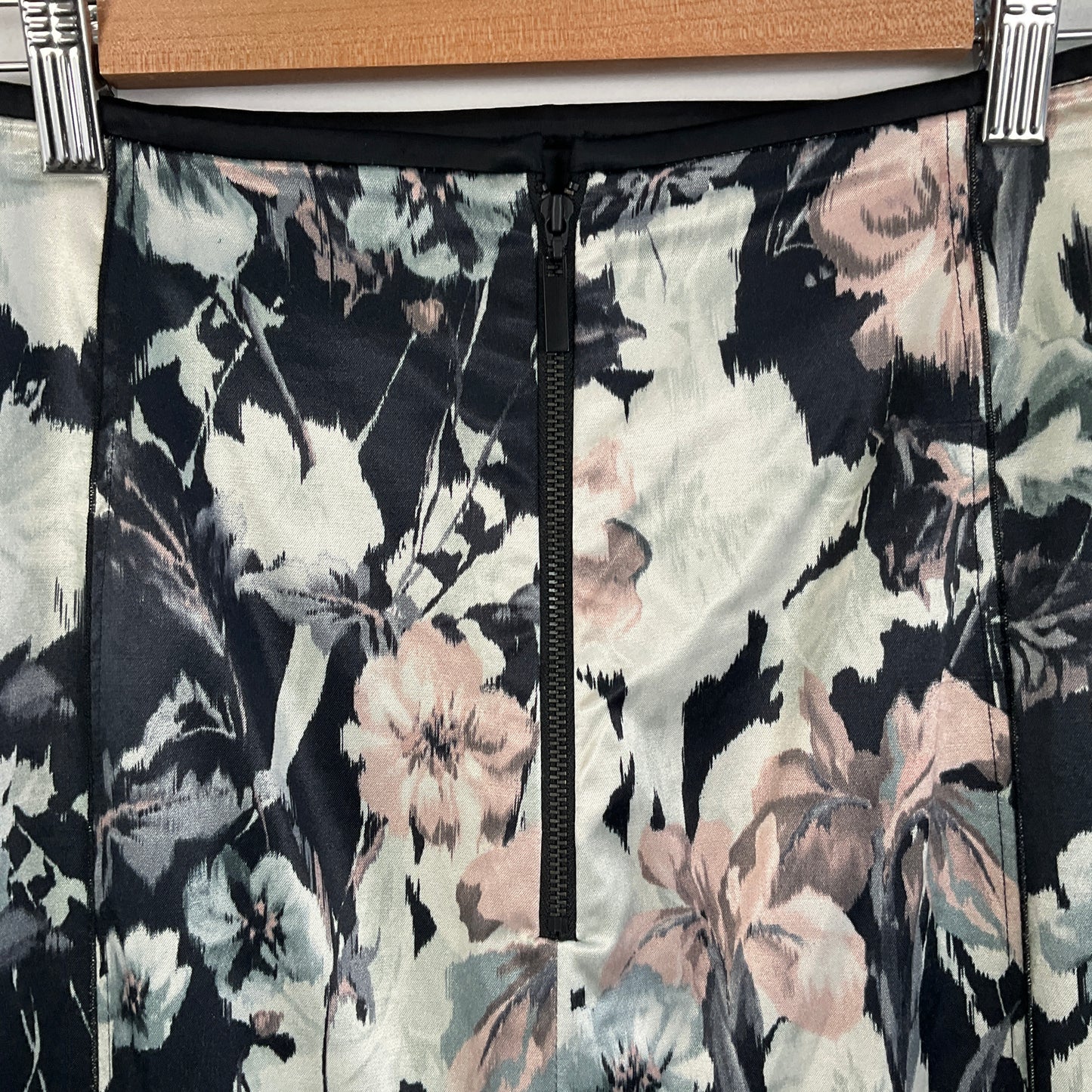 Veronika Maine - Floral Skirt
