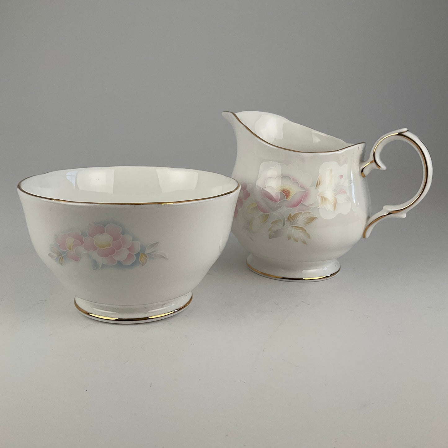 Royal Winchester - Milk & Sugar Bowl Set