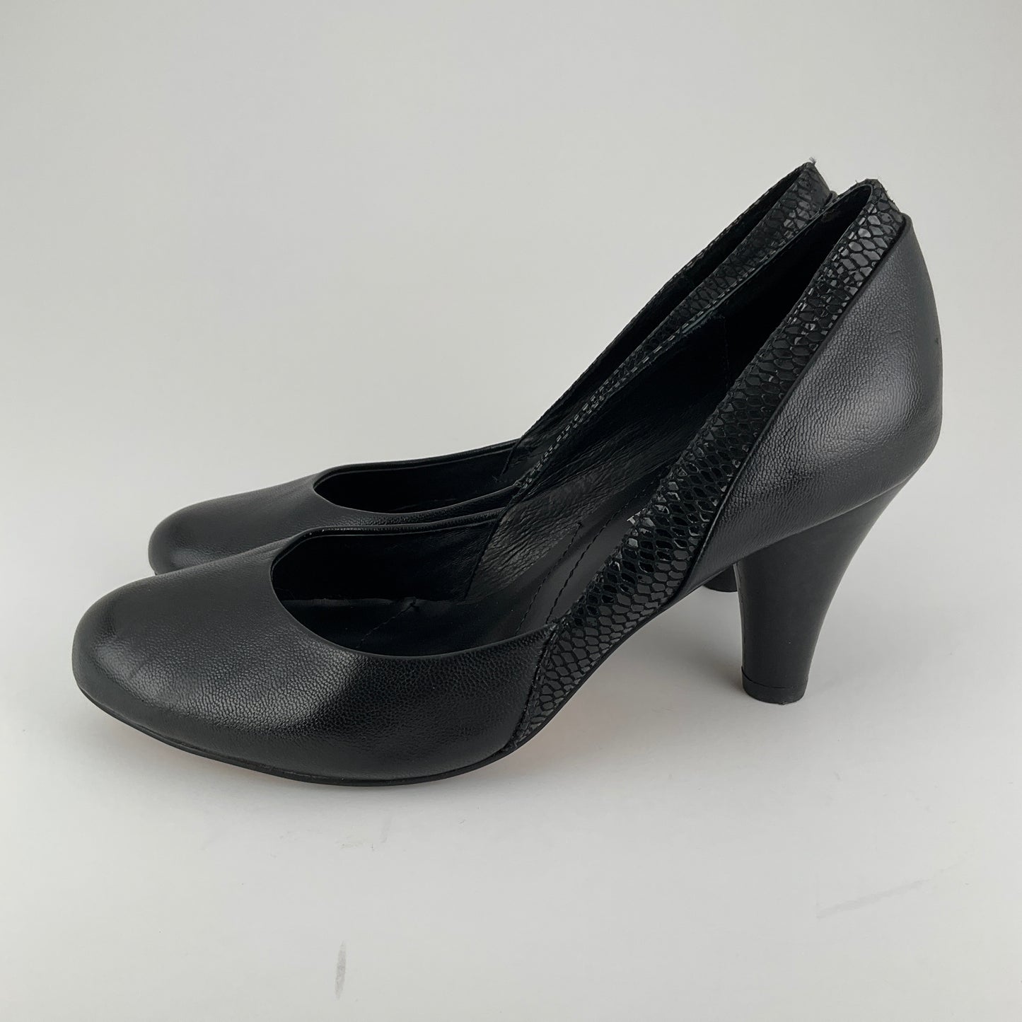 Isabella Anselmi - Black Heels - Size 36