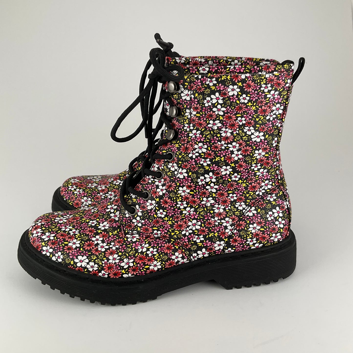 Celebrity - Floral Design Boots - Size 6