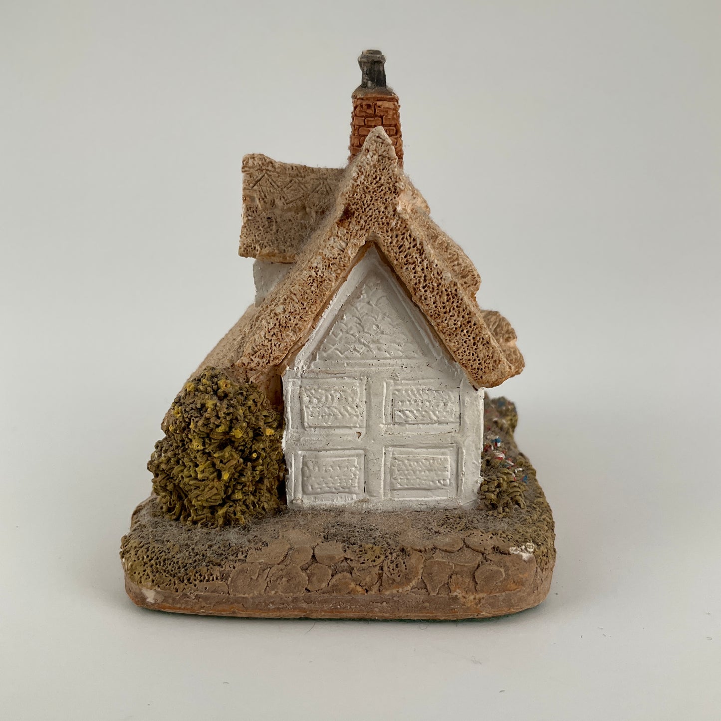 Lilliput Lane Model - "Clare Cottage"