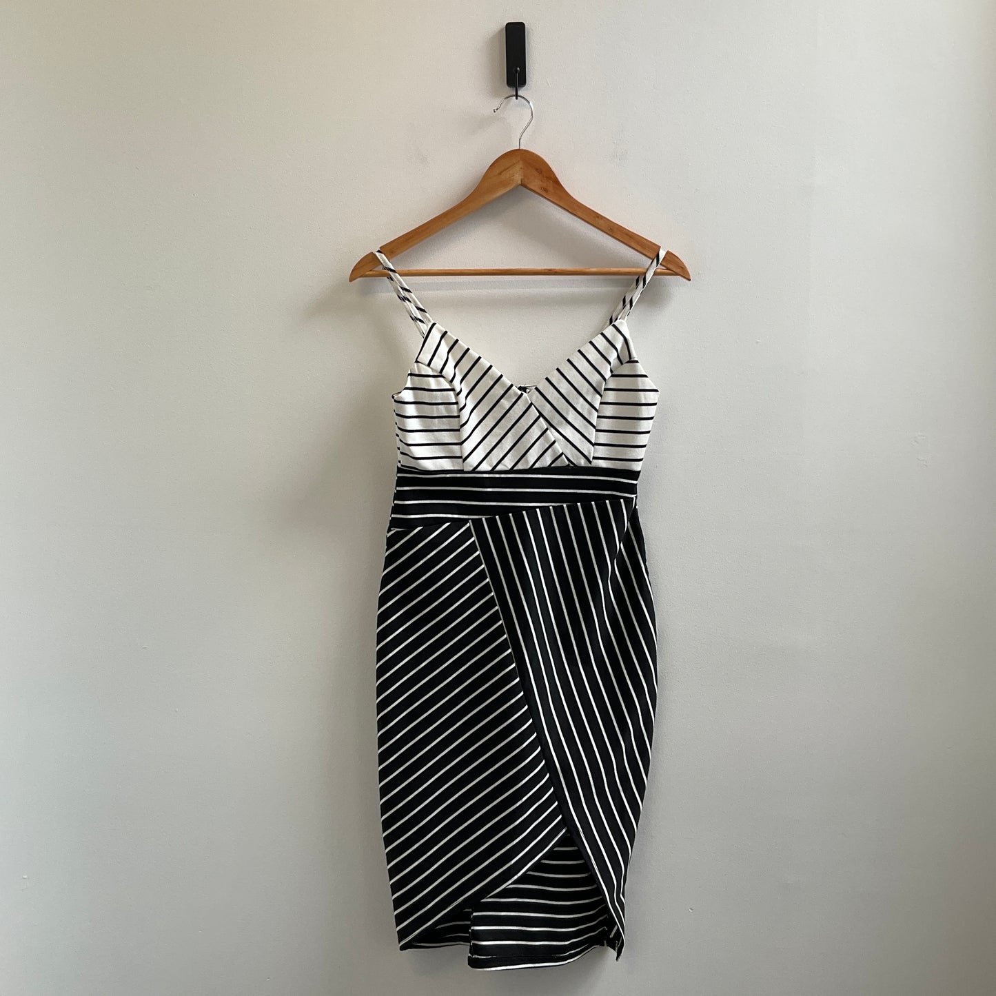 Lippy - Black & White Dress