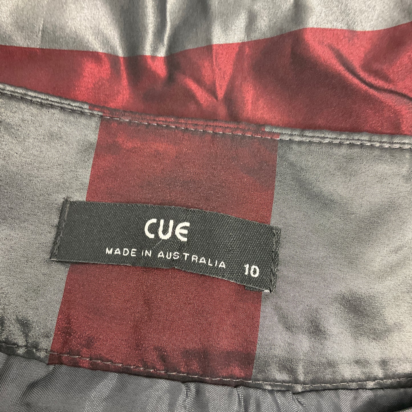 Cue - Grey/Red Striped Skirt