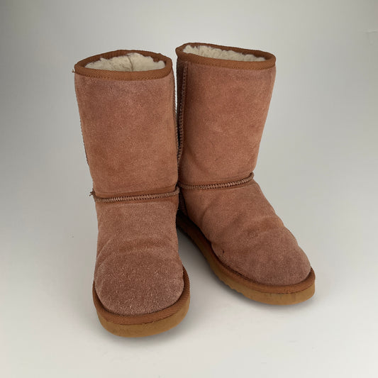 UGG - Boots - Size L9