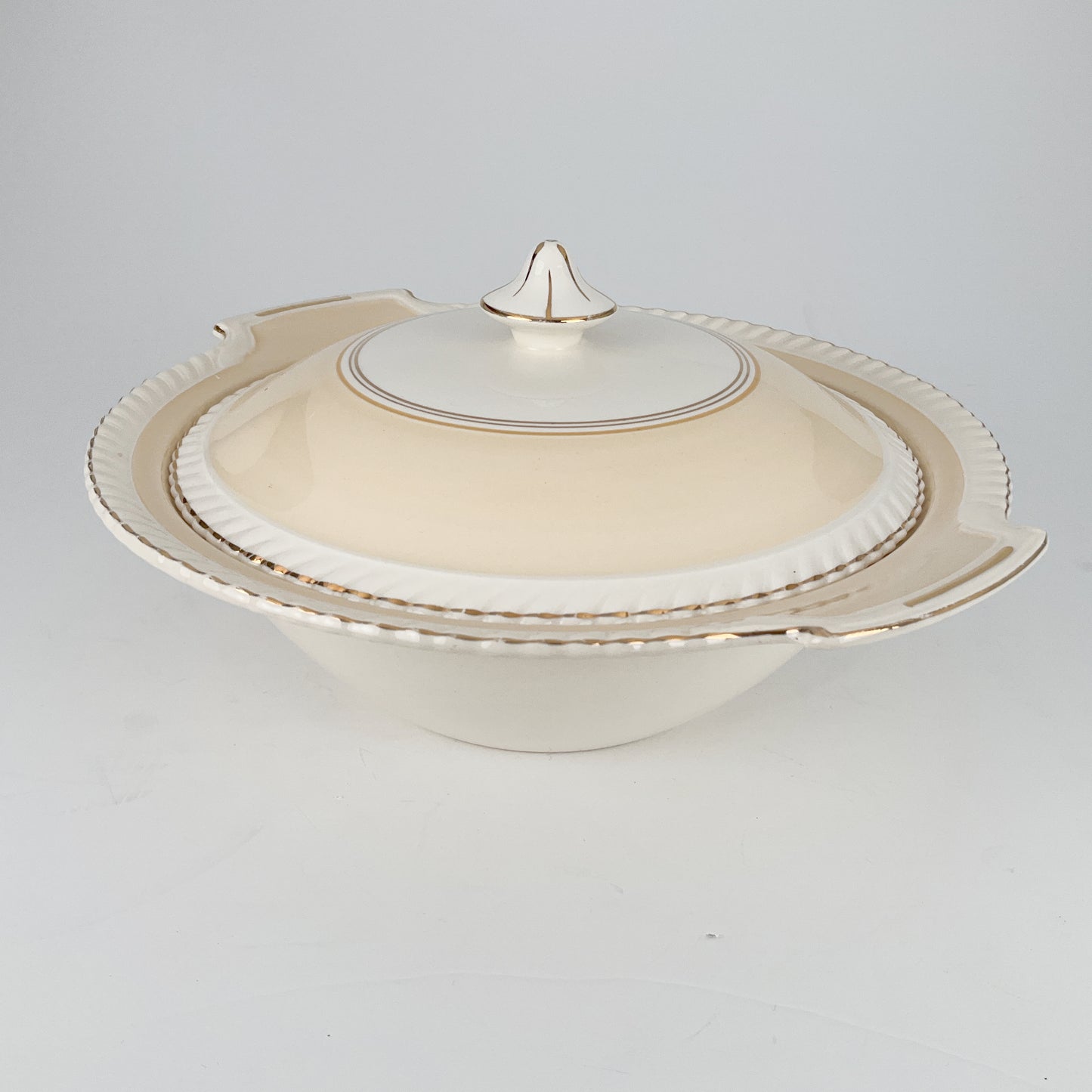 Johnson Brothers - Old English Serving Bowl with Lid
