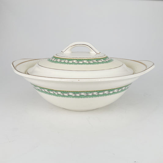 Portland Pottery - Serving Bowl with Lid