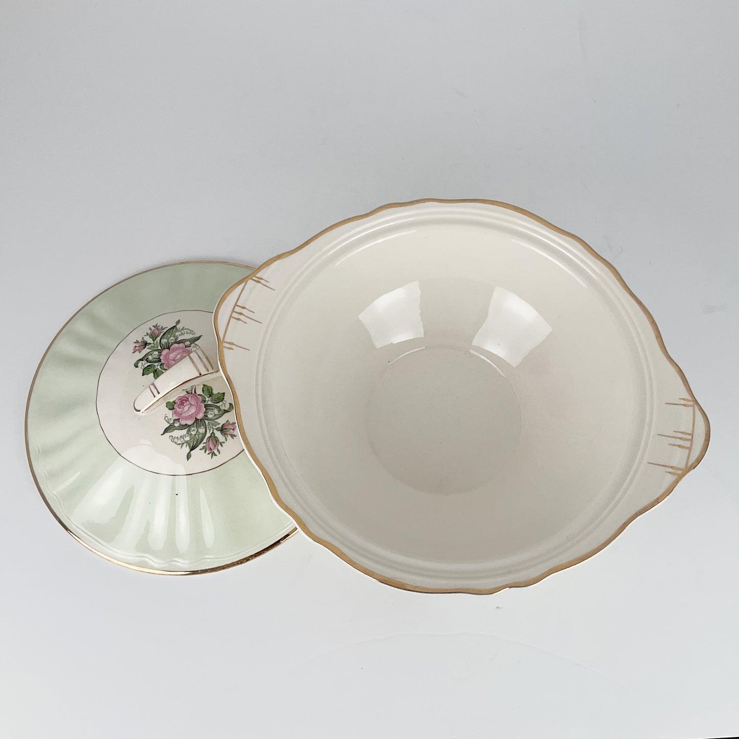 J&G Meakin - Serving Bowl with Lid