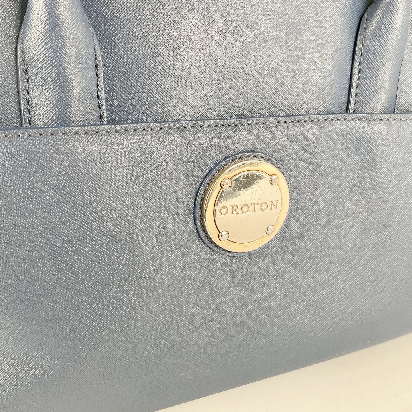 Oroton - Ladies Leather Computer Notepad Bag