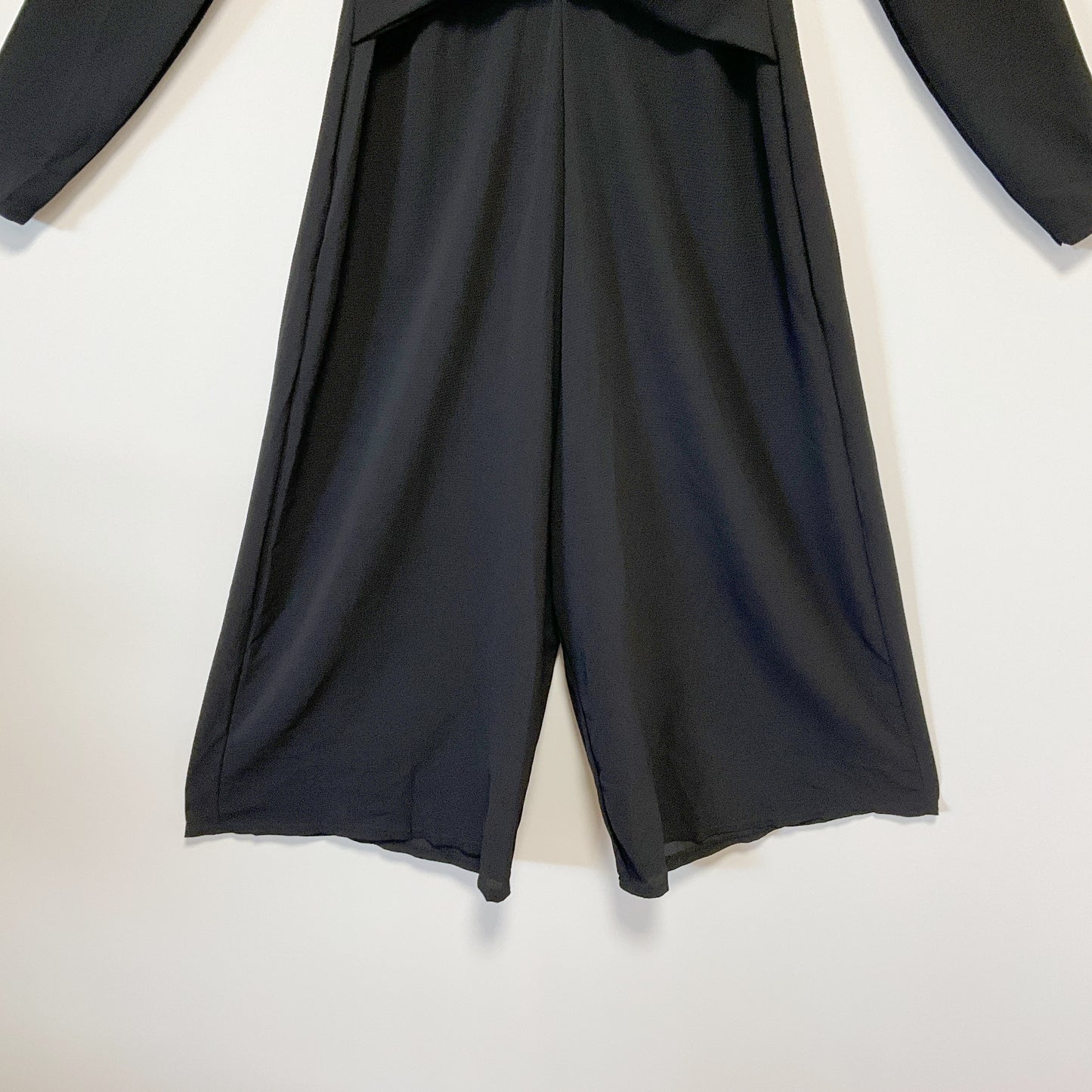 Boohoo - Black Culotte Jumpsuit
