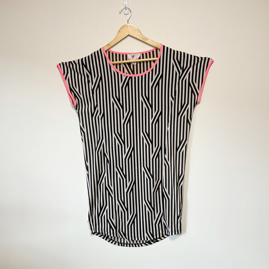 Charlo - Round Neck Black & White Top