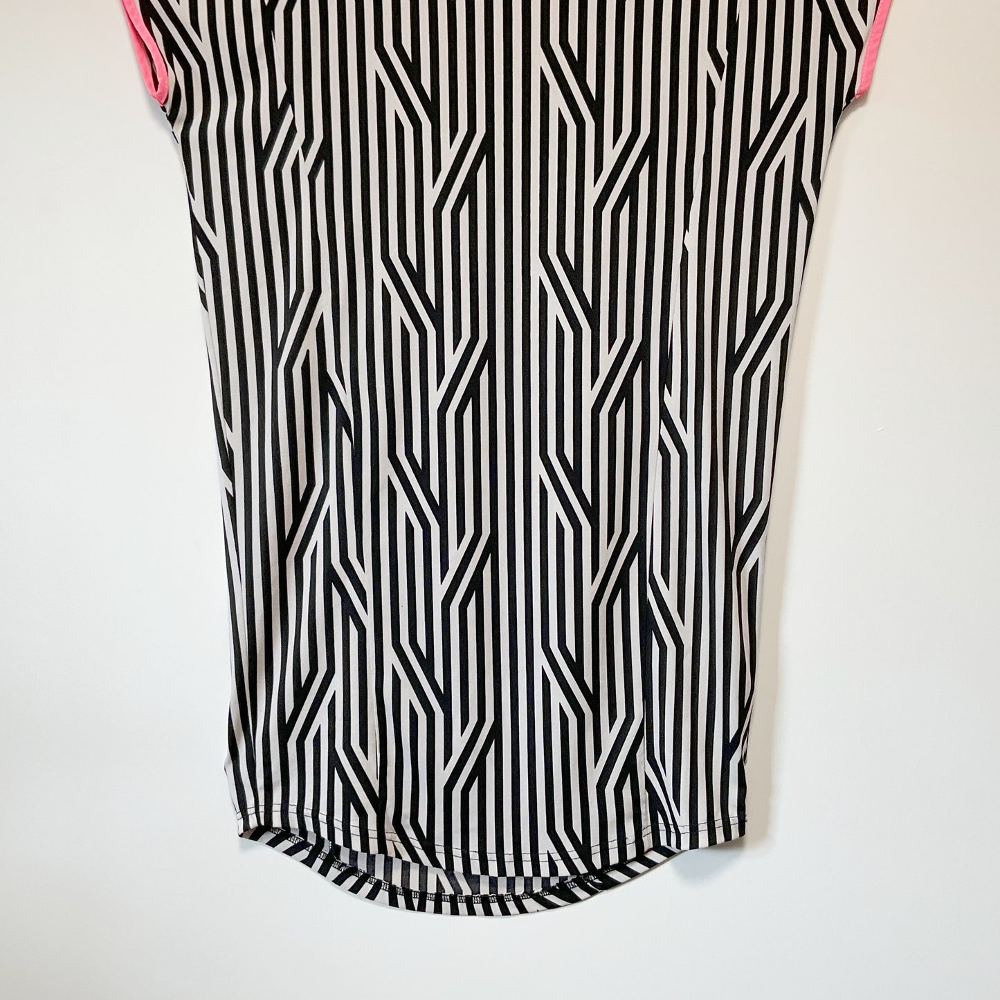 Charlo - Round Neck Black & White Top