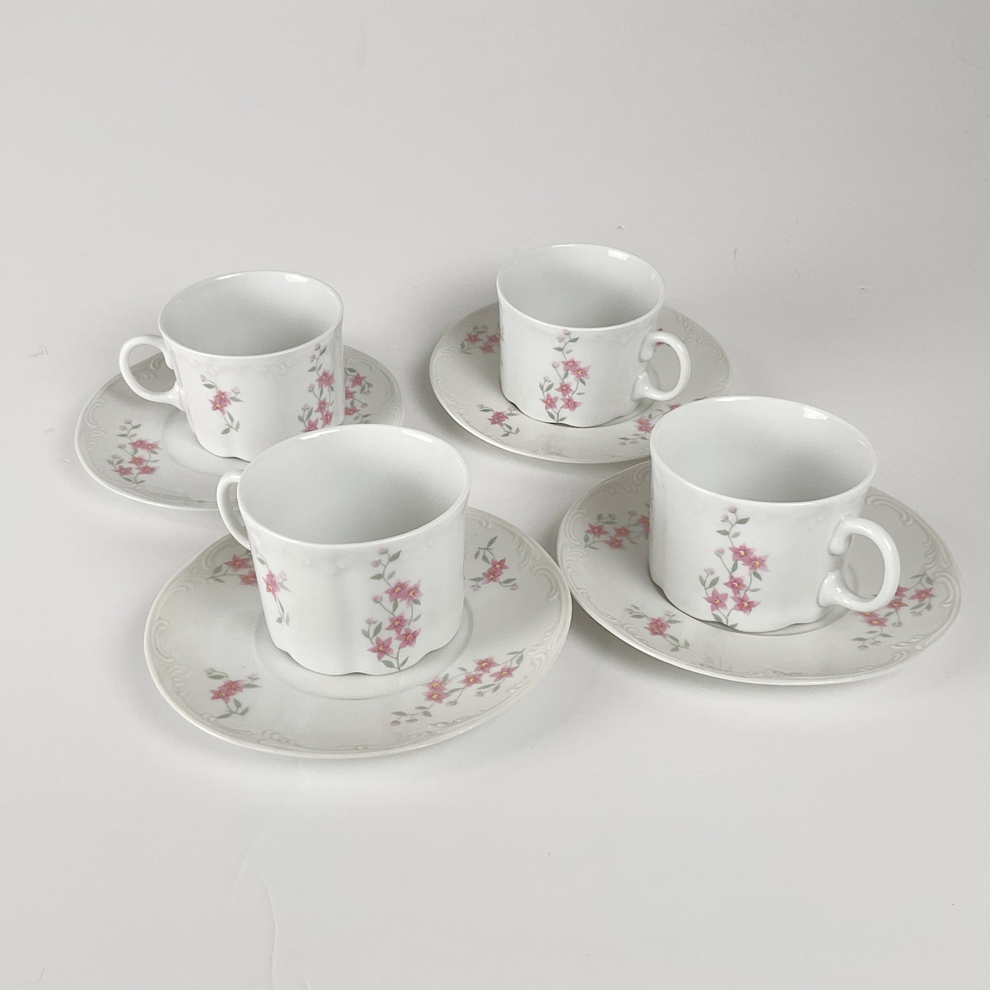 ARPO - Embossed Porcelain 4 Teacup and Saucer Sets