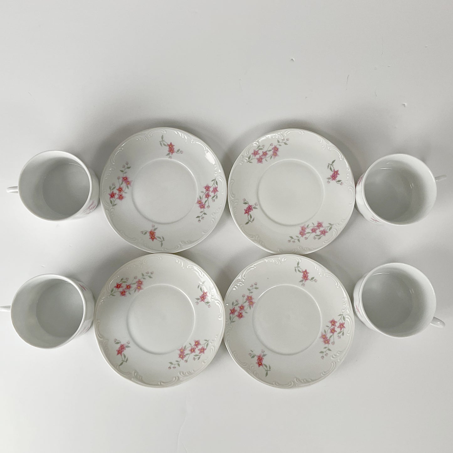 ARPO - Embossed Porcelain 4 Teacup and Saucer Sets