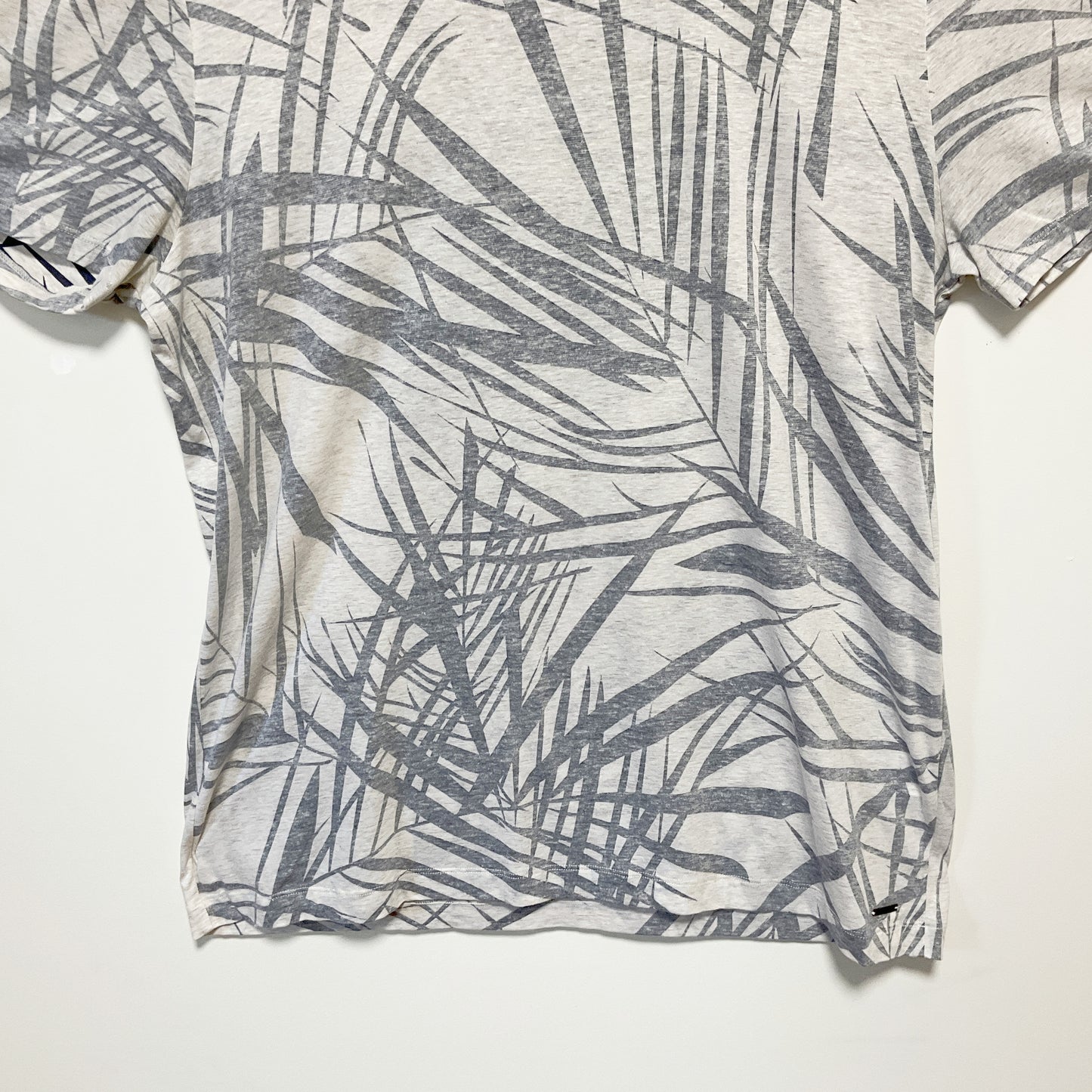 Hugo Boss - Leaf-Print T-Shirt