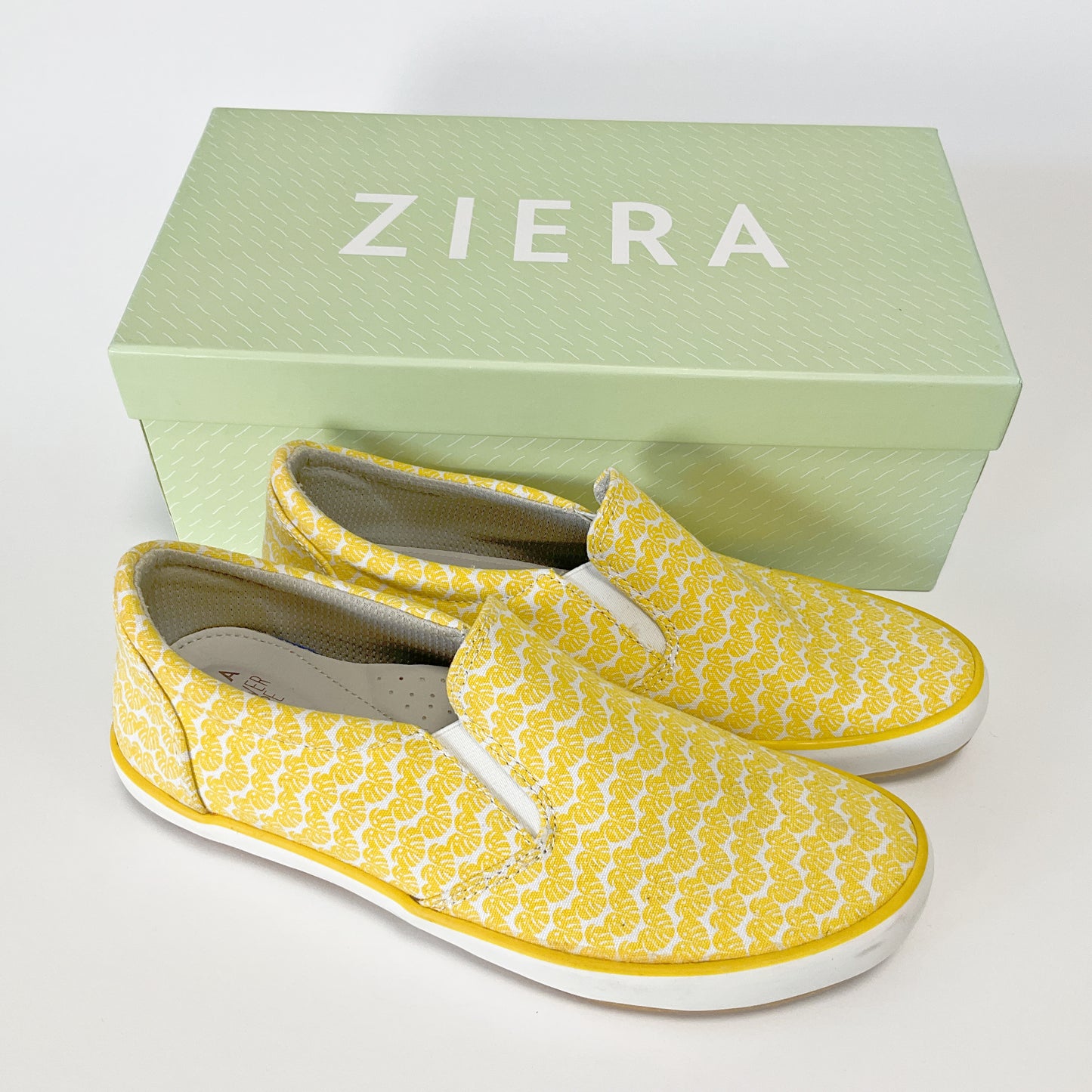 Ziera - Slip On Yellow Print Shoes