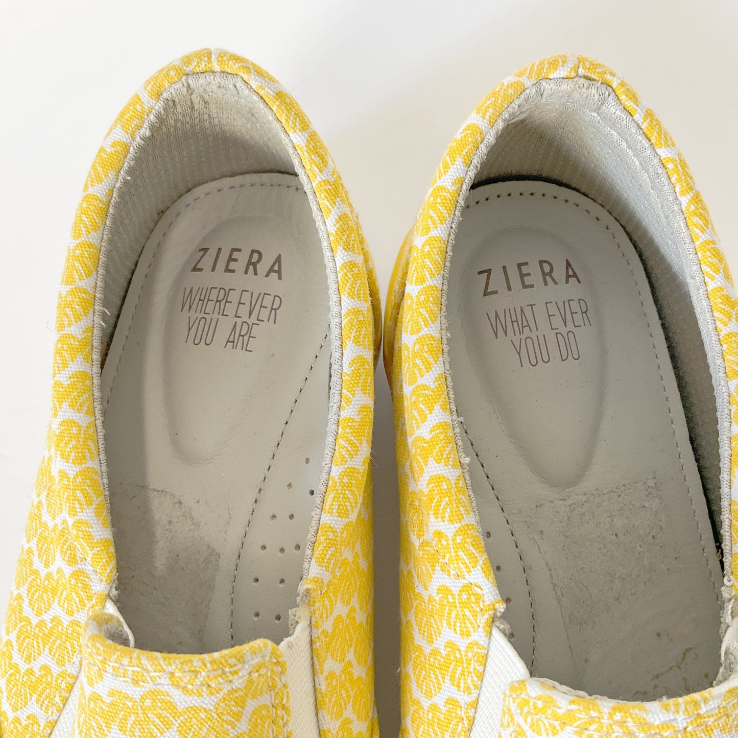 Ziera - Slip On Yellow Print Shoes