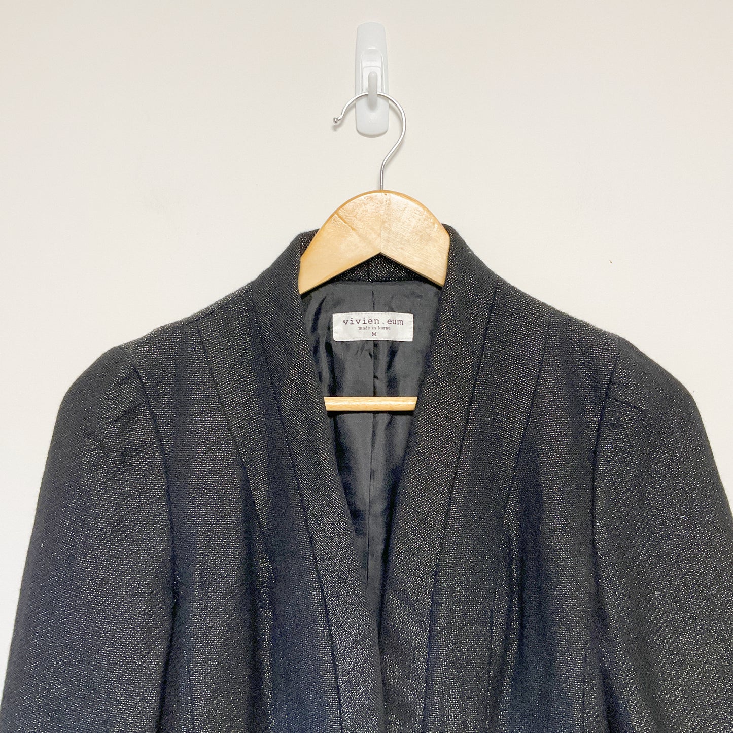 Vivien.Eum - Black Blazer