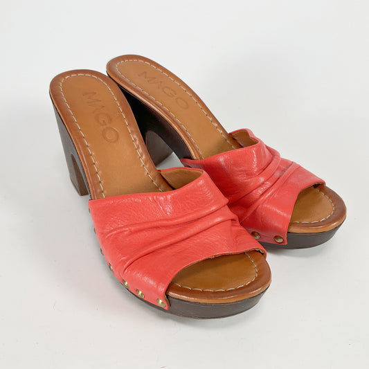 Mago - Pink Casual Slides