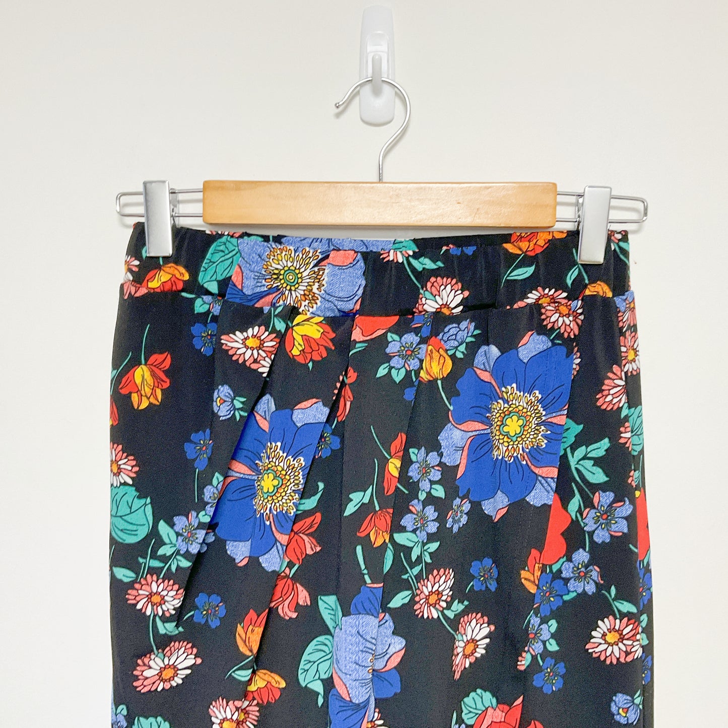 Charlo - Black floral pattern maxi skirt