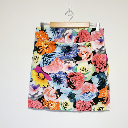Grace- Floral print mini skirt