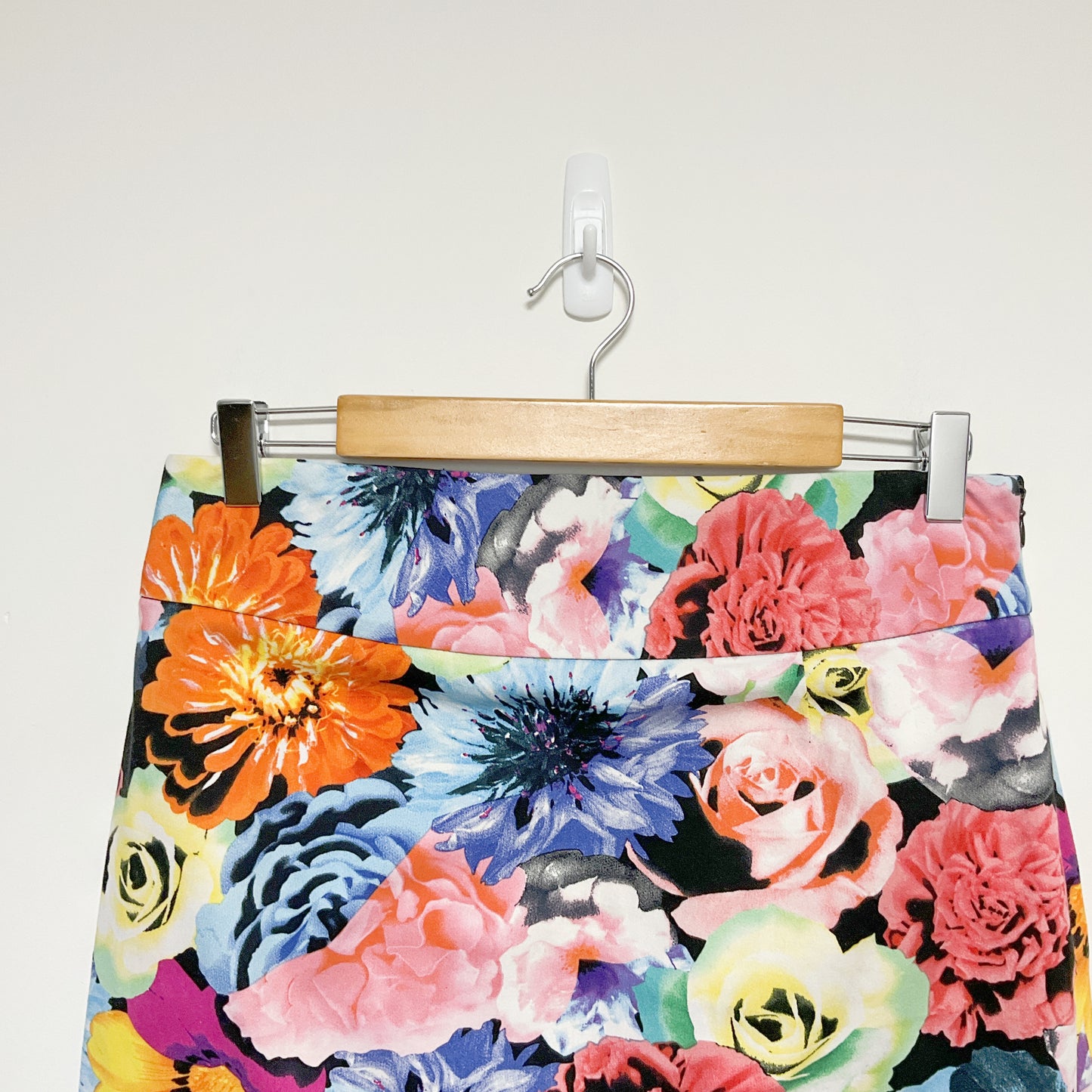 Grace- Floral print mini skirt