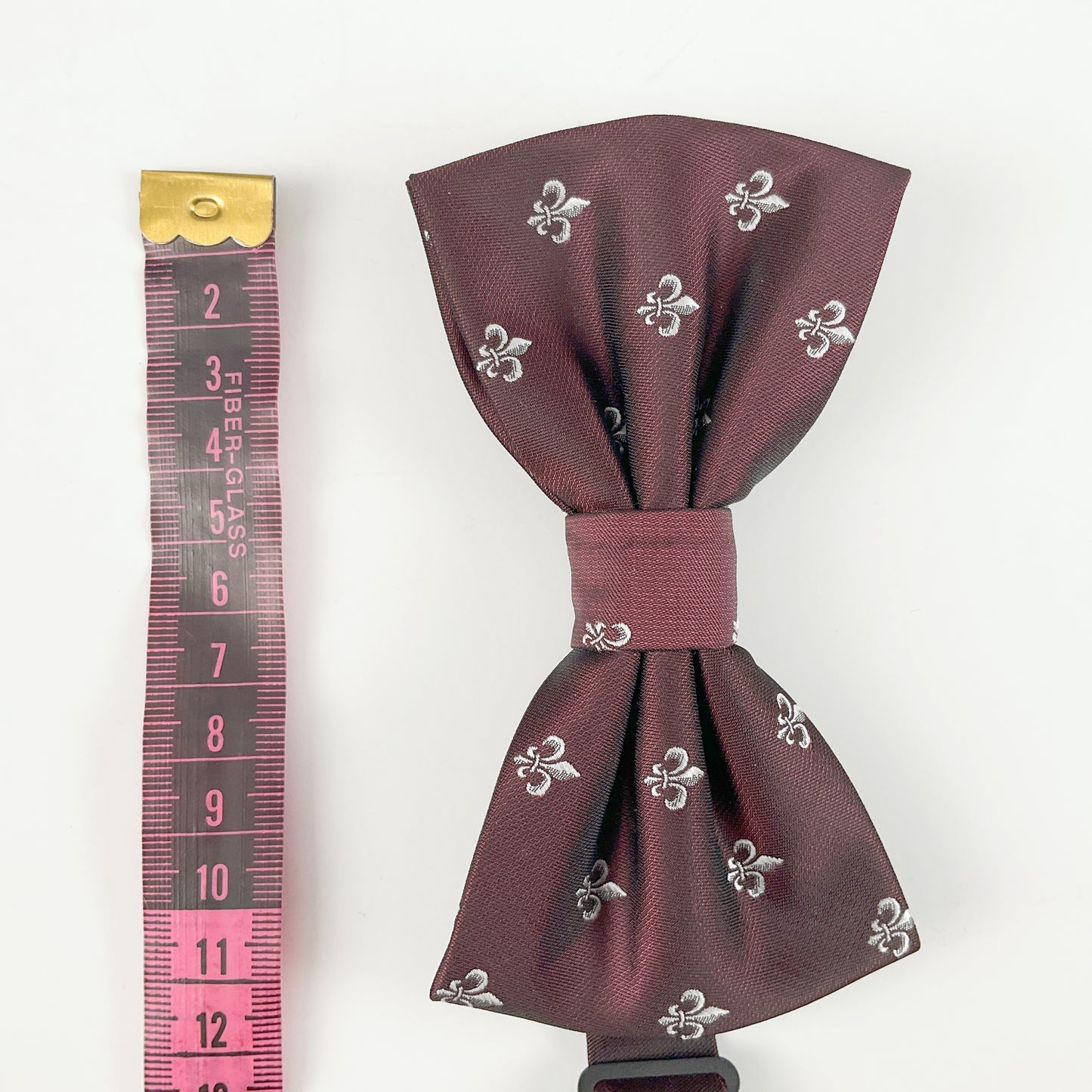 Q Brand - Fleur De Lis Brown Bow Tie