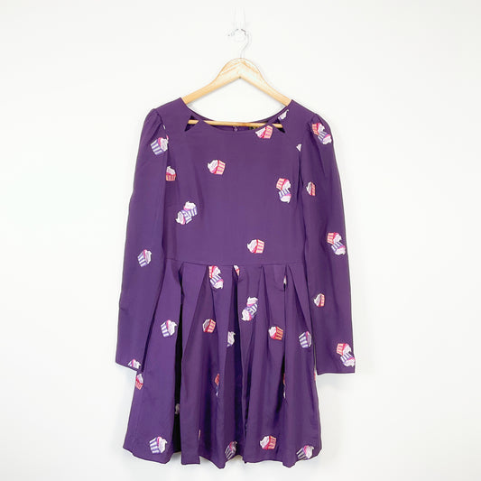 Nishe - Cute Cake Patterns Purple Dress