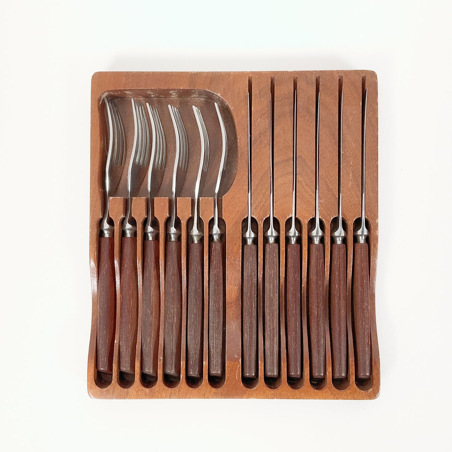Kirks - Set Of 6 Kirks Newmark Steak Knives/Forks