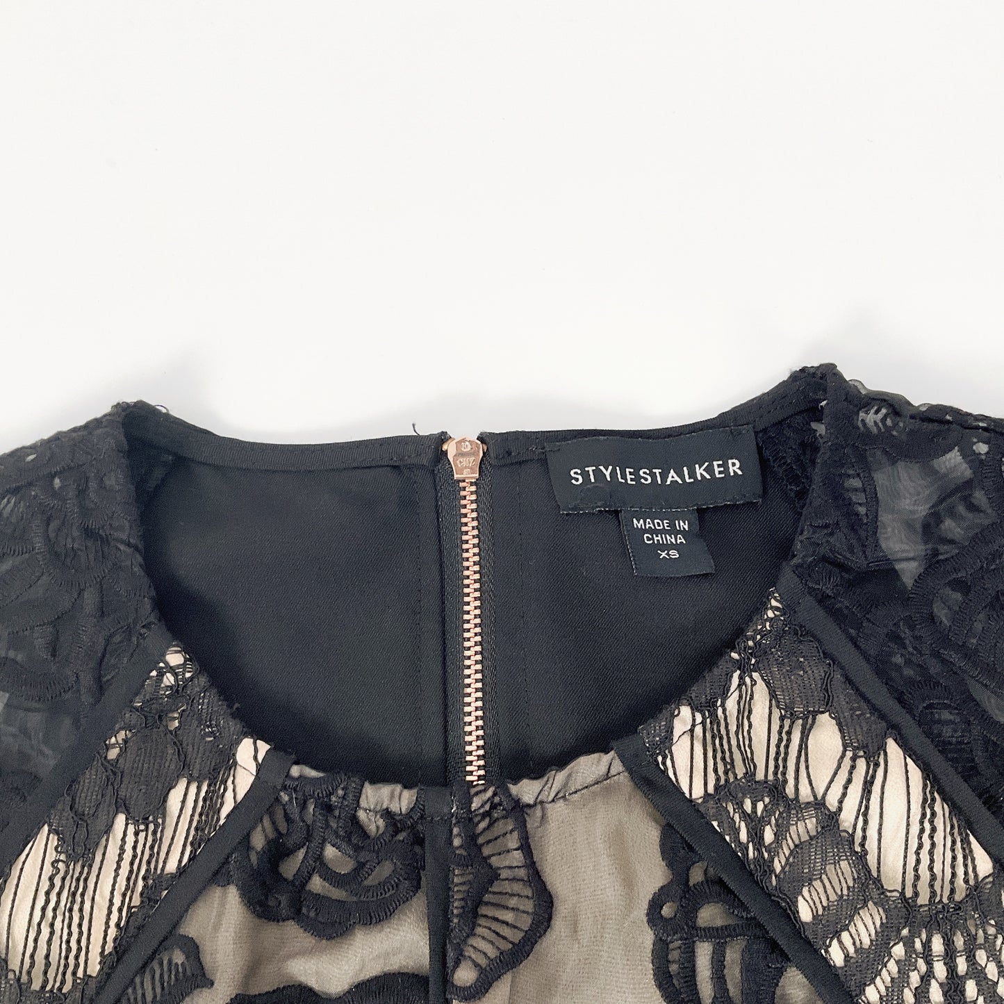 Stylestalker - Elegant Lace Dress