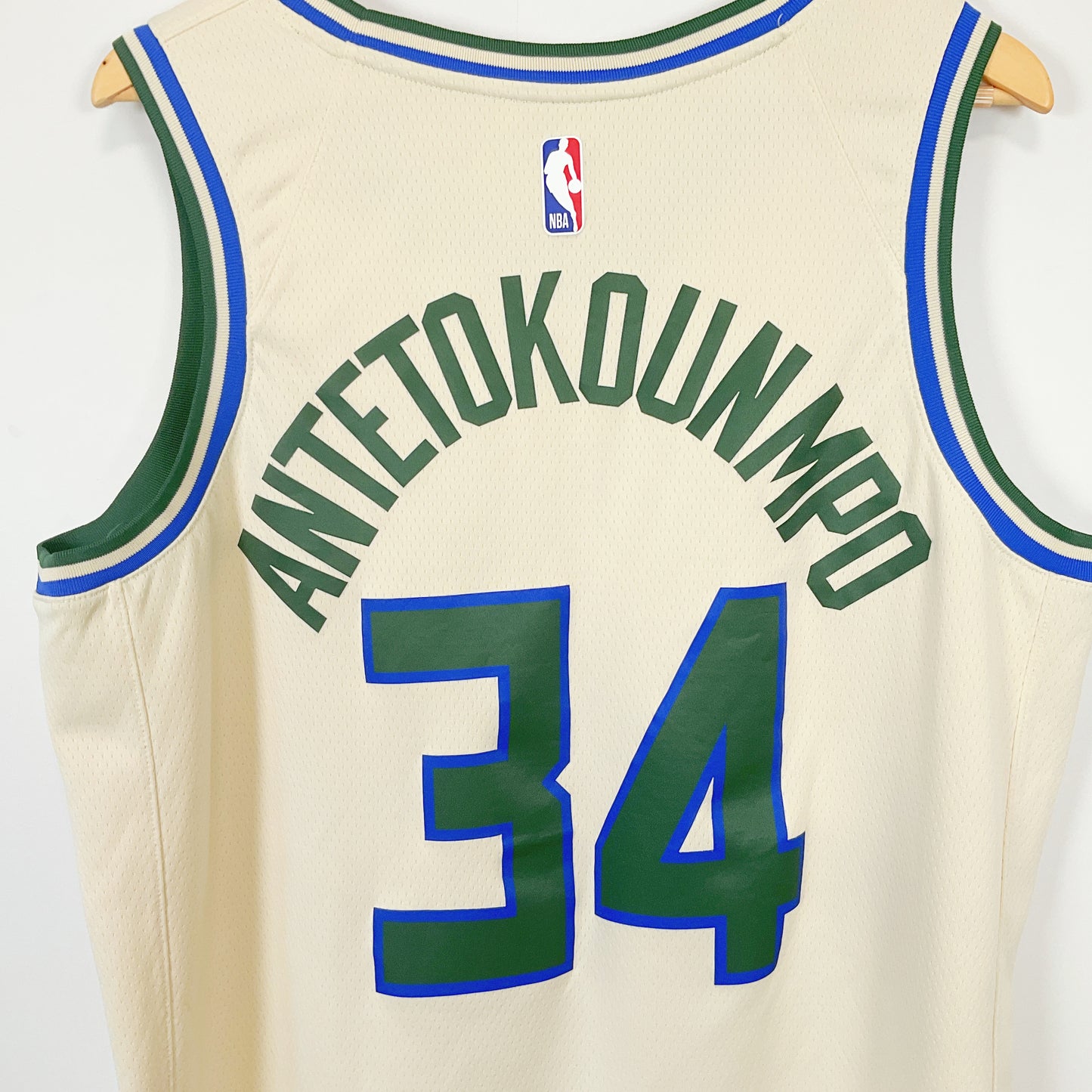 Nike - Milwaukee Bucks Cream City Swingman