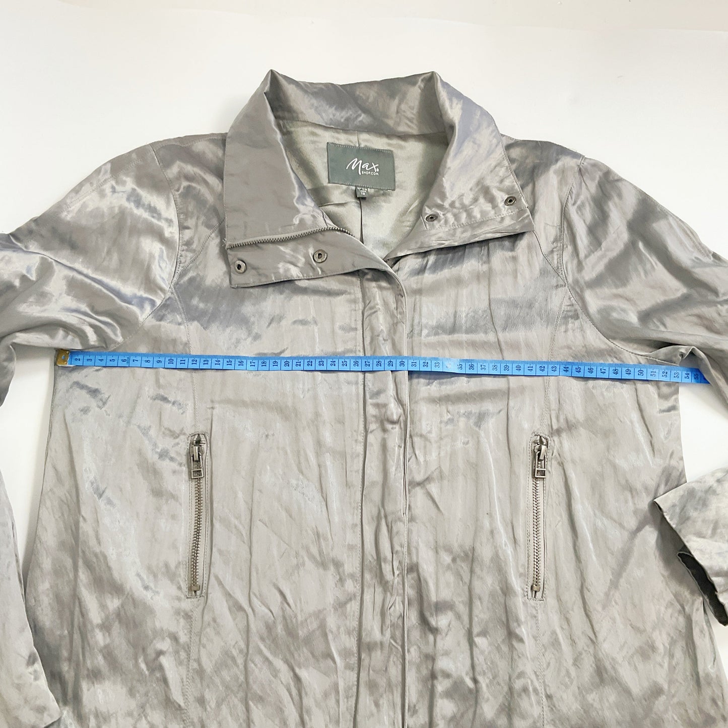 MAX - Metallic Drawstring Windbreak Jacket