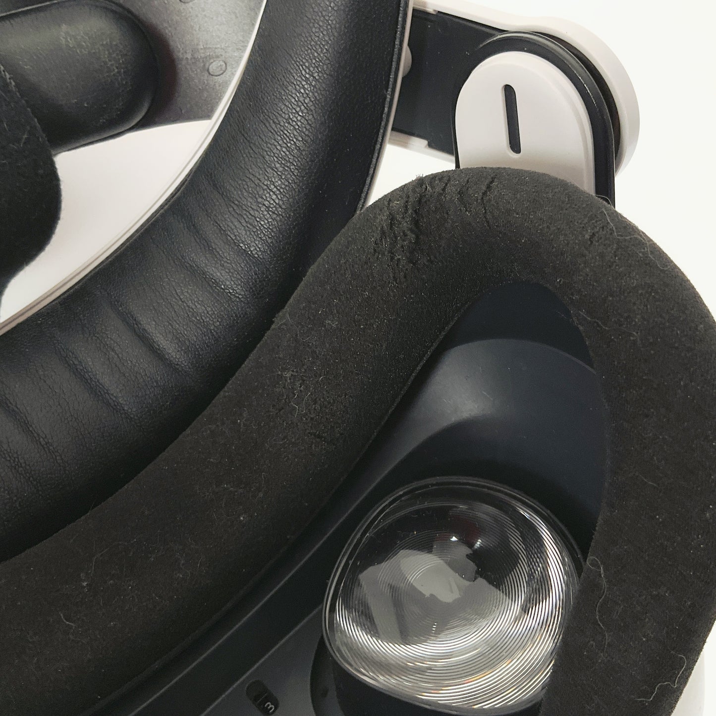Oculus Quest 2 VR Headset – 128GB