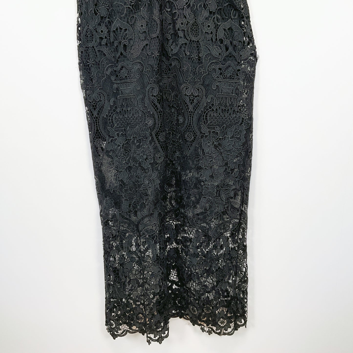 Pagani - Below-Knee Black Lace Dress