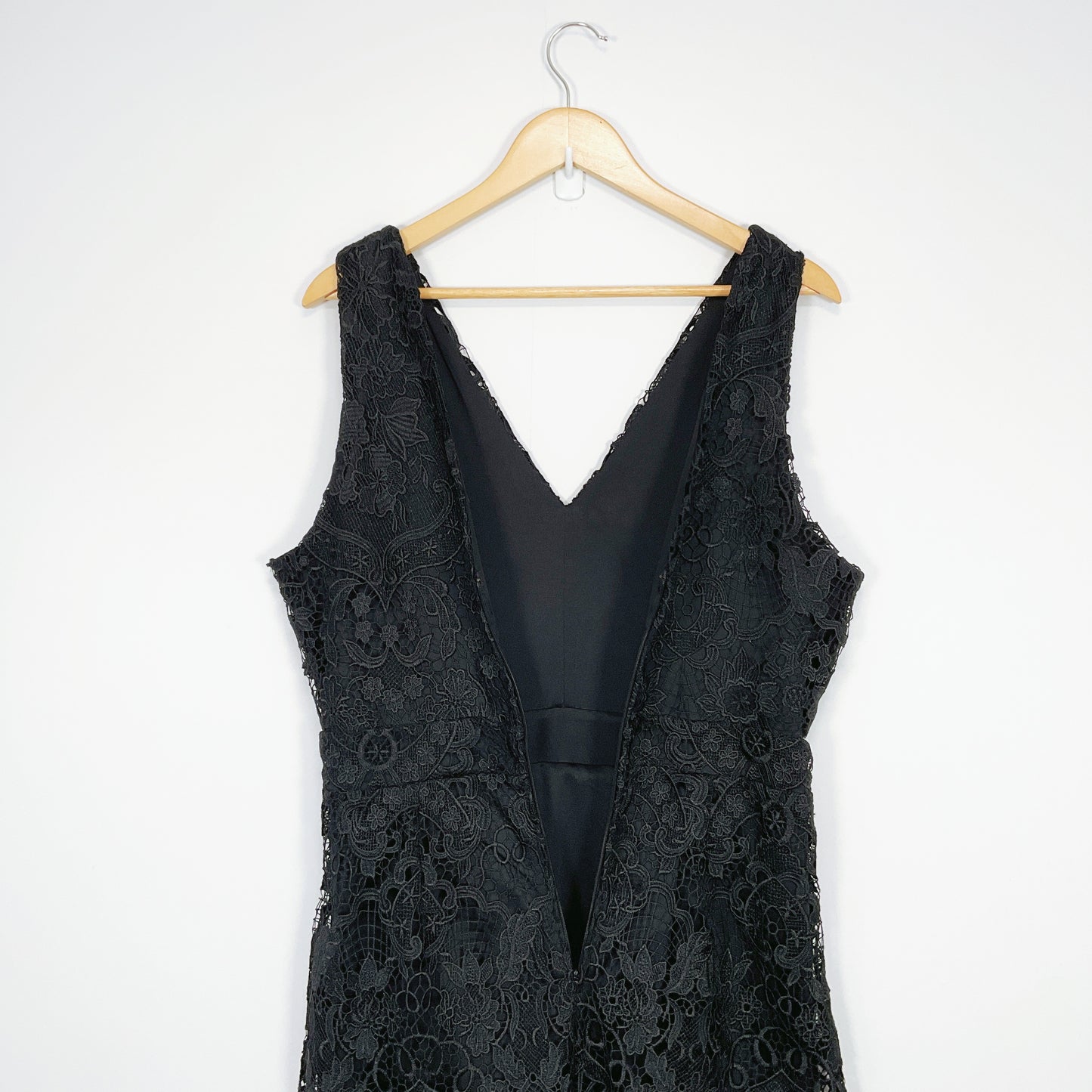 Pagani - Below-Knee Black Lace Dress